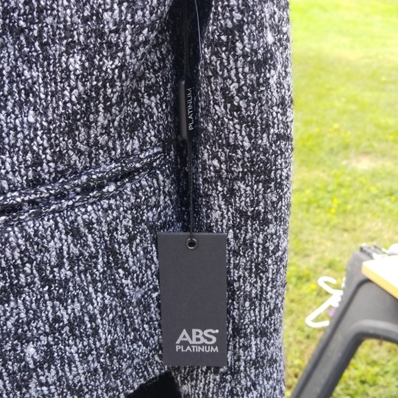 Jacket - Picture 3 of 3